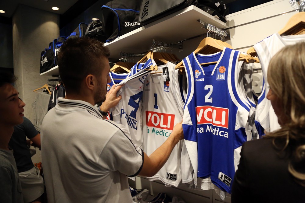 Fan Shop
